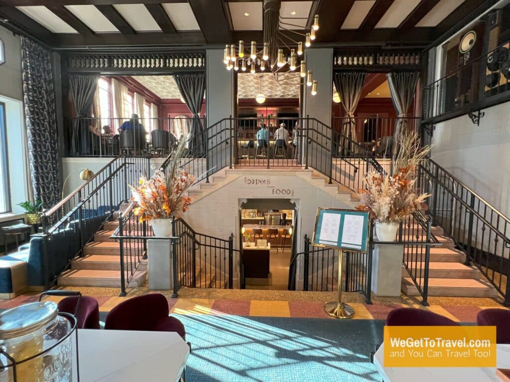 lobby at Holston House Nashville