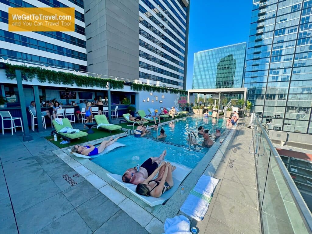 crowded rooftop pool and bar at Holston House Nashville