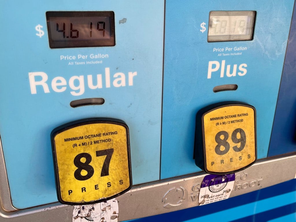 Gas prices in Hawaii were about 40% higher than on the mainland.