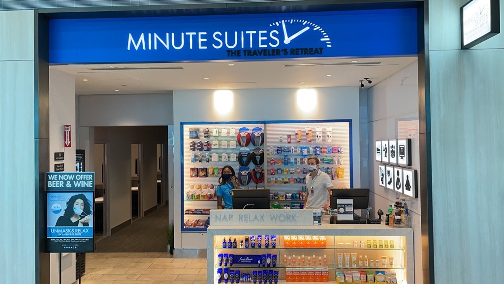 review of Nashville Minute Suites Airport Lounge in Terminal D