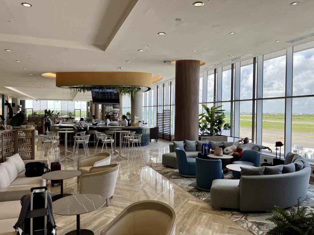 New Punta Cana Airport Lounge Bar