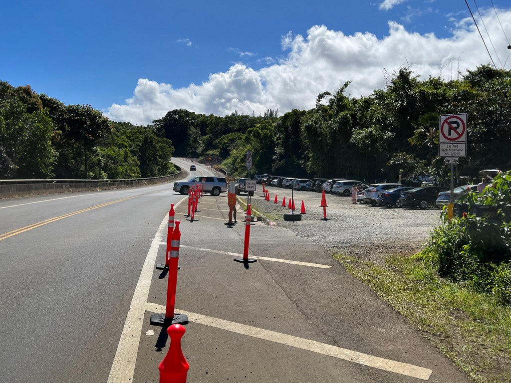 parking lot for Twin Falls on the Road to Hana